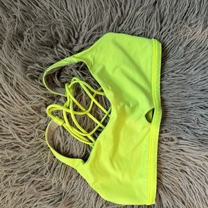 neon yellow lulu sports bra